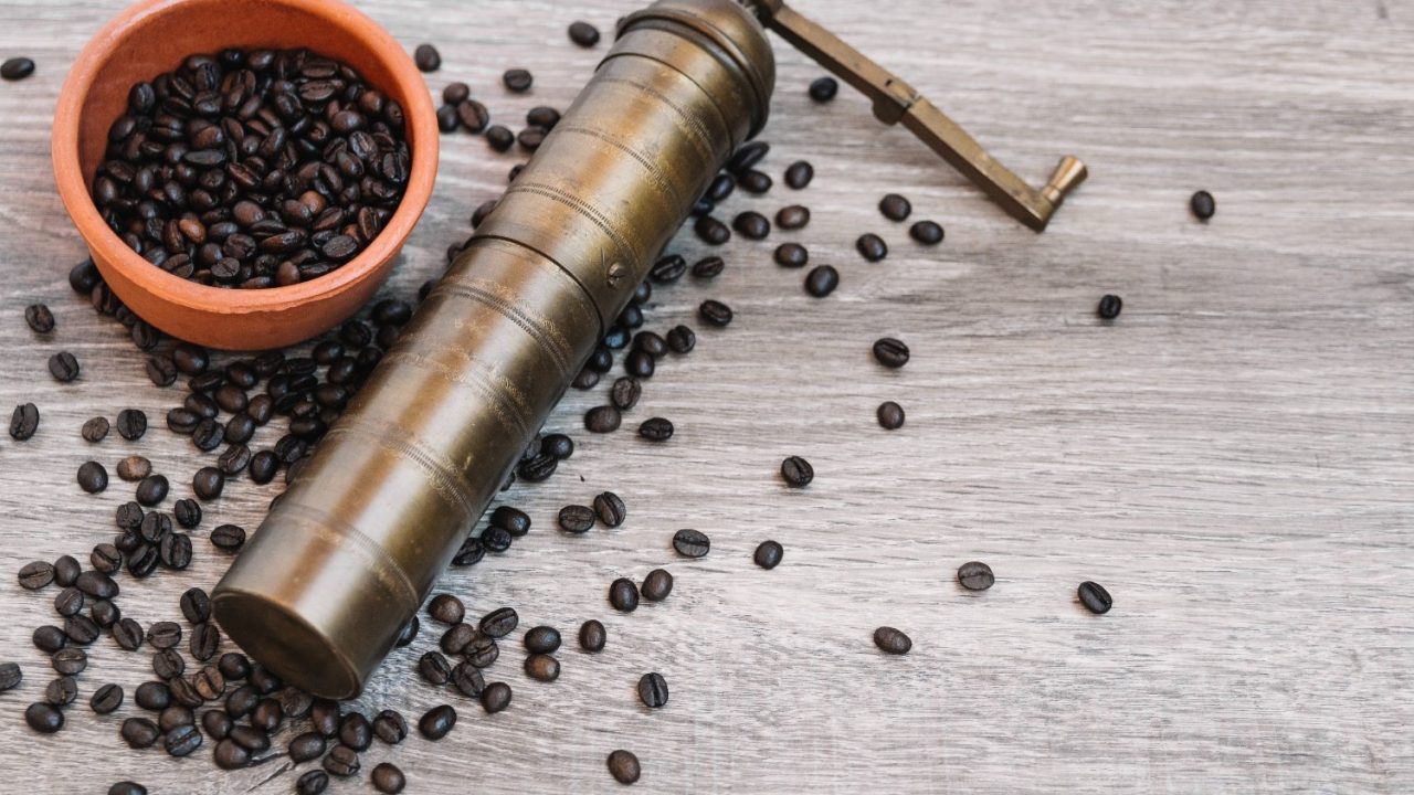 alat pengupas kopi setelah panen